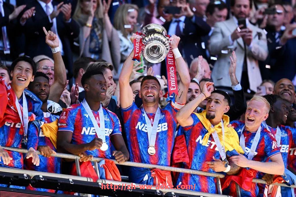 澳客足彩-探讨德甲俱乐部之间关系的研究论文